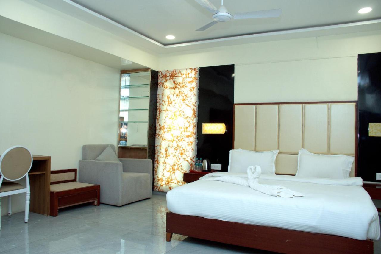 Santu Basil - An Eco Resort Bhavnagar Exterior foto